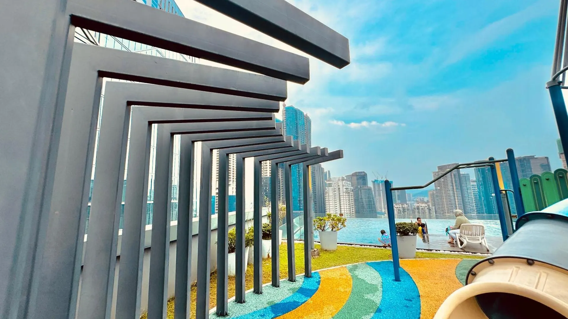 Crystal Suite At Dorsett Infinity Pool Kl Kuala Lumpur Malaysia